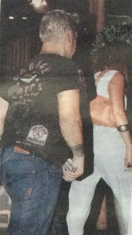 Αγνώριστος ο Ντέμης Νικολαΐδης -Εγινε ξανθός [εικόνες] | iefimerida.gr 1