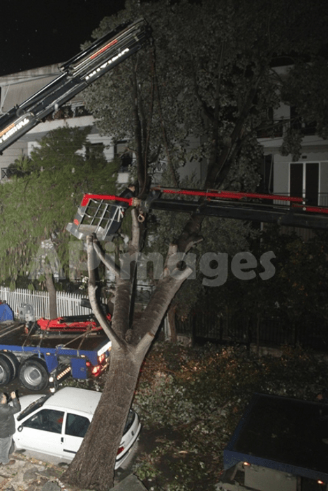 Ανεμοι 10 Μποφόρ σφυροκοπούν τη χώρα -Σοβαρά προβλήματα από το μανιασμένο βοριά [εικόνες] | iefimerida.gr 1