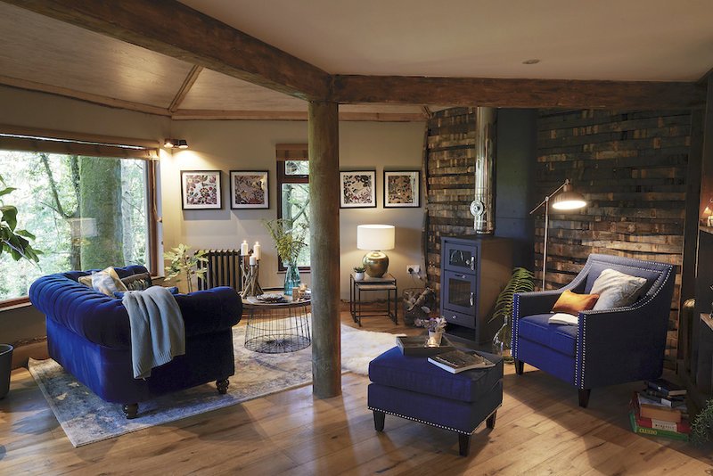 Το δεντρόσπιτο που είναι βγαλμένο από περιοδικό design -Πολυτέλεια μέσα στο πράσινο [εικόνες] | iefimerida.gr 0