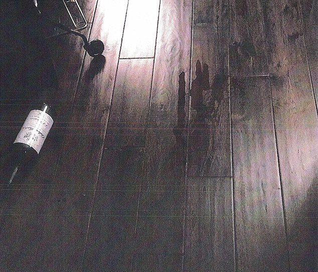 Η εν διαστάσει σύζυγος του Τζόνι Ντεπ τον κατηγορεί ότι «έσπασε» το σπίτι σε καβγά που είχαν [εικόνες] | iefimerida.gr 0