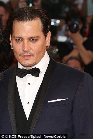 Forbes: Ο πιο υπερτιμημένος σταρ του Χόλιγουντ είναι ο Τζόνι Ντεπ [εικόνες] | iefimerida.gr 0