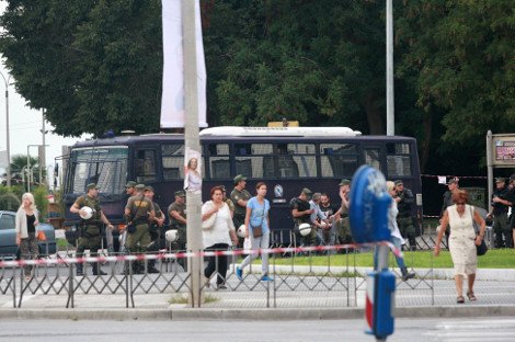 Σε κλοιό διαδηλώσεων η Θεσσαλονίκη: Πολλοί δρόμοι κλειστοί - Φρούριο η πόλη [εικόνες&βίντεο] | iefimerida.gr 2