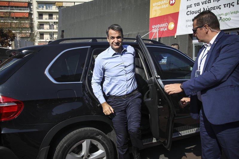 Στη ΔΕΘ ο Μητσοτάκης -Η ατάκα στους φωτογράφους: «Κοιτάζω το ίδιο καλά αριστερά και δεξιά» [εικόνες] | iefimerida.gr 0