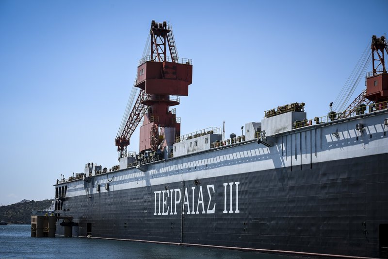 Η νέα πλωτή δεξαμενή στην Ναυπηγοεπισκευαστική Ζώνη Περάματος έπιασε δουλειά [εικόνες] | iefimerida.gr 0