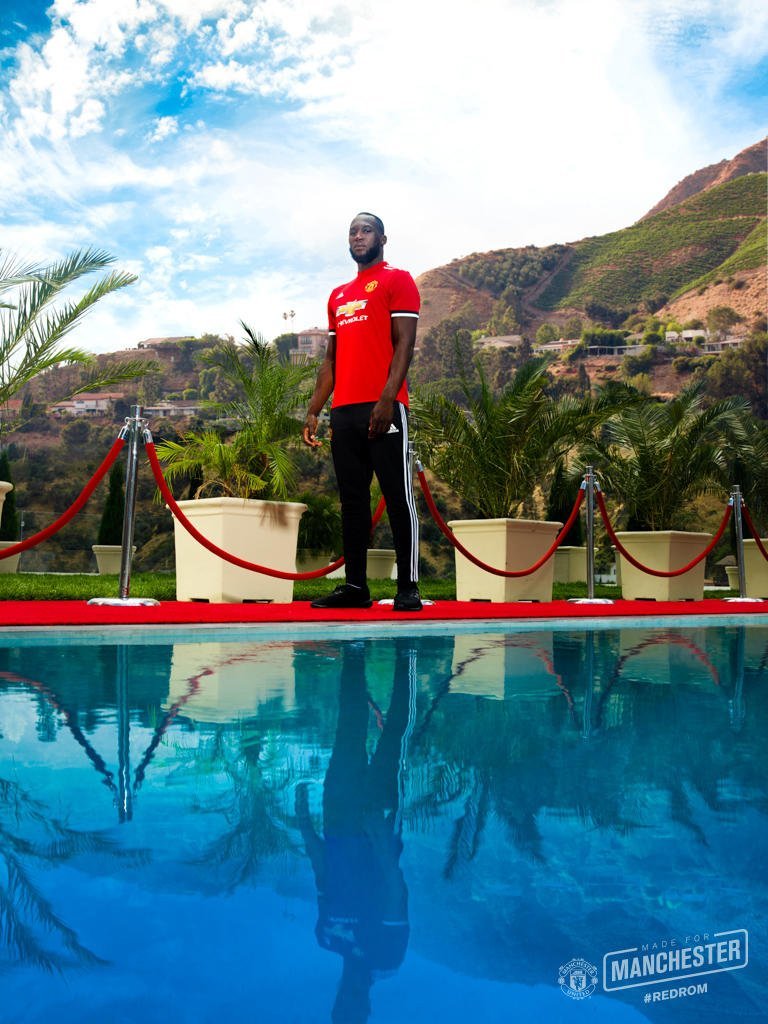 Επίσημα στην Μάντστεστερ Γιουνάιτεντ ο Λουκάκου -Κόστισε 85 εκατ.ευρώ [εικόνες] | iefimerida.gr 2