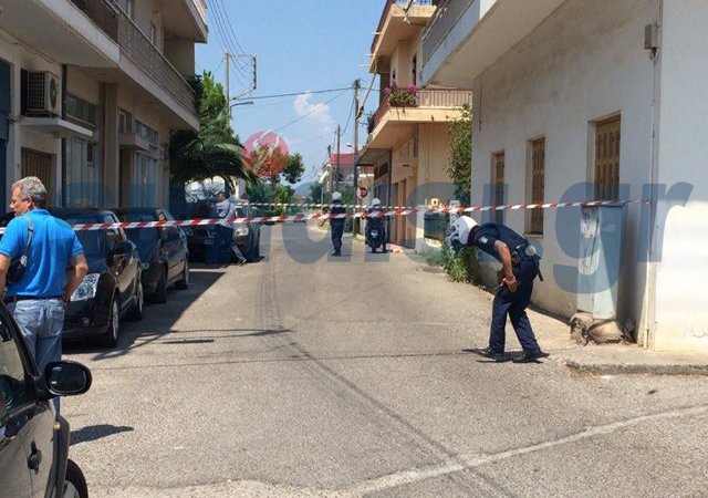 Ενοπλη ληστεία σε ΕΛΤΑ στο Αγρίνιο -Ακινητοποίησε πολίτη με όπλο ο δράστης [εικόνες] | iefimerida.gr 0