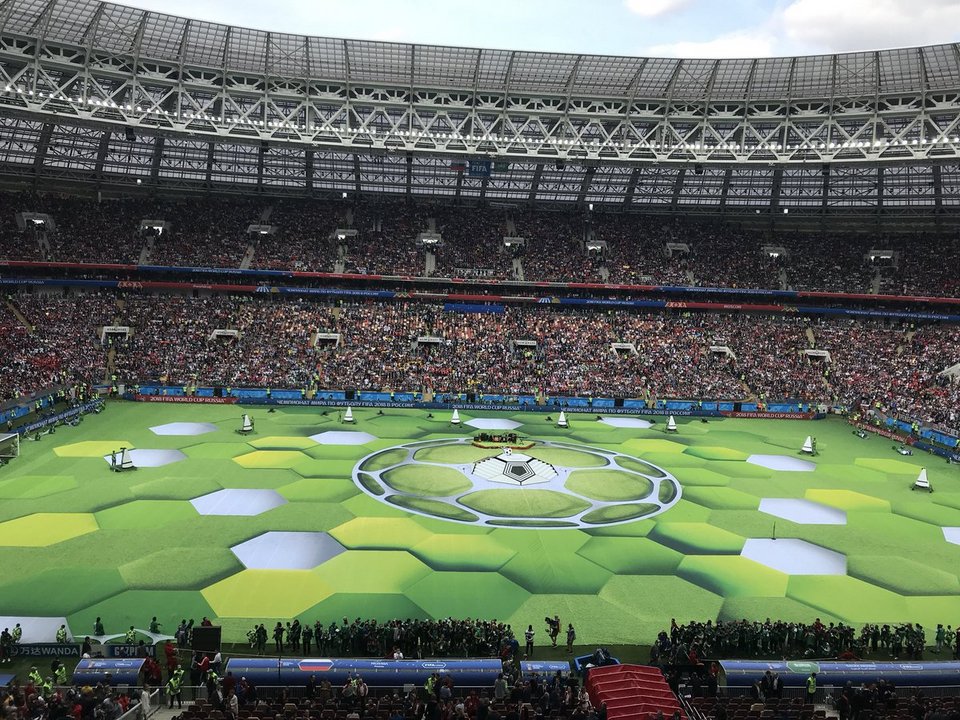 Μουντιάλ 2018: Εντυπωσιακή έναρξη με Ρόμπι Γουίλιαμς και την εκρηκτική Λοπίρεβα [εικόνες & βίντεο] | iefimerida.gr 0