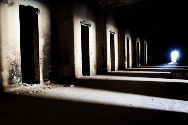 Στα άδυτα του άλλοτε μεγαλοπρεπούς νεοκλασικού παλατιού Darul Aman της Καμπούλ [εικόνες]  | iefimerida.gr 1