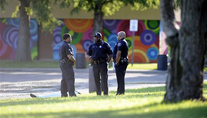 Πυροβολισμοί σε πάρτι στο Ντιτρόιτ - Ενας νεκρός και δέκα τραυματίες [εικόνες] | iefimerida.gr 1