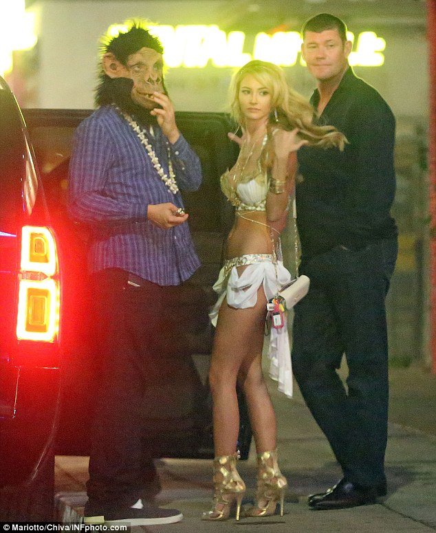 Ο Ντι Κάπριο σαλιαρίζει με τέσσερις καλλονές  [εικόνες] | iefimerida.gr 0