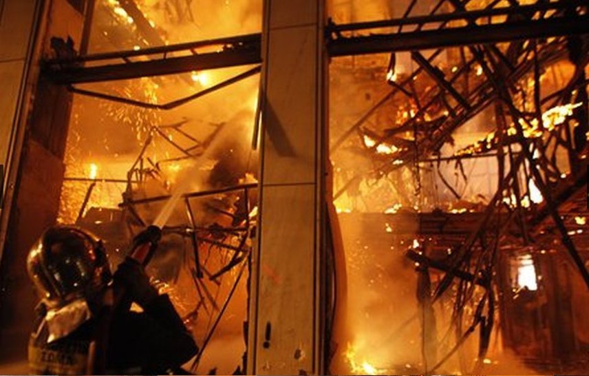 Τον γύρο του κόσμου κάνουν οι εικόνες της ντροπής [εικόνες] | iefimerida.gr 0