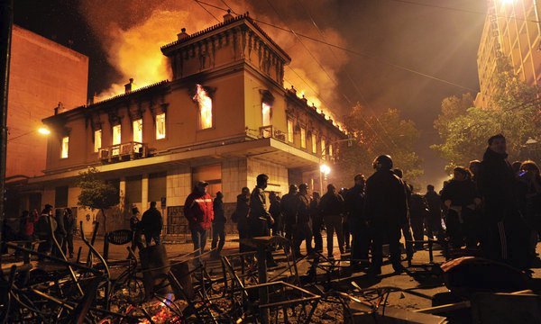 Τον γύρο του κόσμου κάνουν οι εικόνες της ντροπής [εικόνες] | iefimerida.gr 4