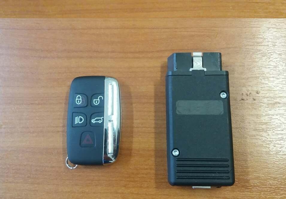 Θεσσαλονίκη: Με αυτή τη συσκευή «έσπαγαν» τα συστήματα ασφαλείας σε πολυτελή αυτοκίνητα [εικόνα] | iefimerida.gr 0