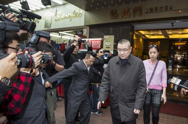 Αυτή η 7χρονη μόλις πήρε από τον πατέρα της ένα δώρο 50 εκατ. ευρώ [εικόνες] | iefimerida.gr 0