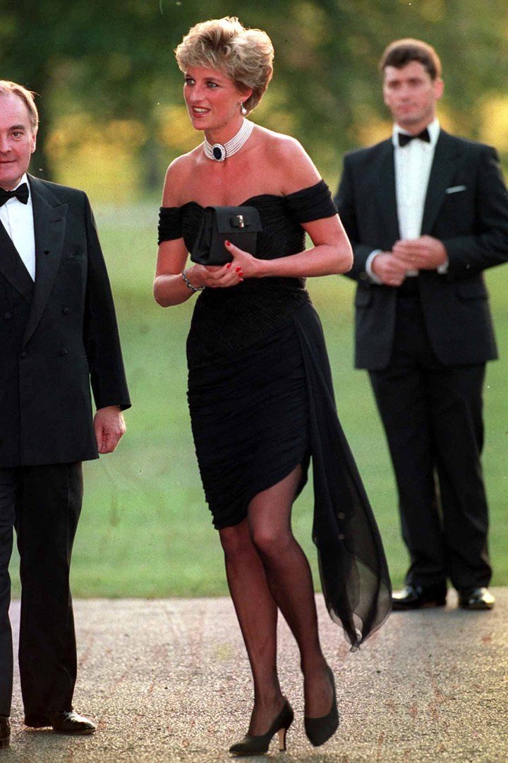 Συγγραφέας κάνει «φέτες» την Κέιτ Μίντλετον - Ολες οι φορές που αντέγραψε την Νταϊάνα [εικόνες] | iefimerida.gr 30