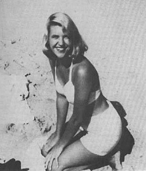 Ιστορικές προσωπικότητες του 20ου αιώνα με μαγιό [εικόνες] | iefimerida.gr 5