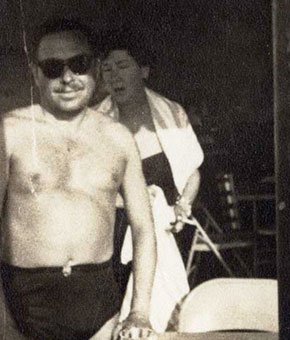 Ιστορικές προσωπικότητες του 20ου αιώνα με μαγιό [εικόνες] | iefimerida.gr 6