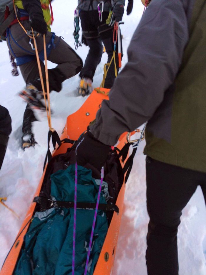 Καρέ καρέ η δραματική επιχείρηση διάσωσης της 35χρονης στον Ολυμπο [εικόνες & βίντεο] | iefimerida.gr 1