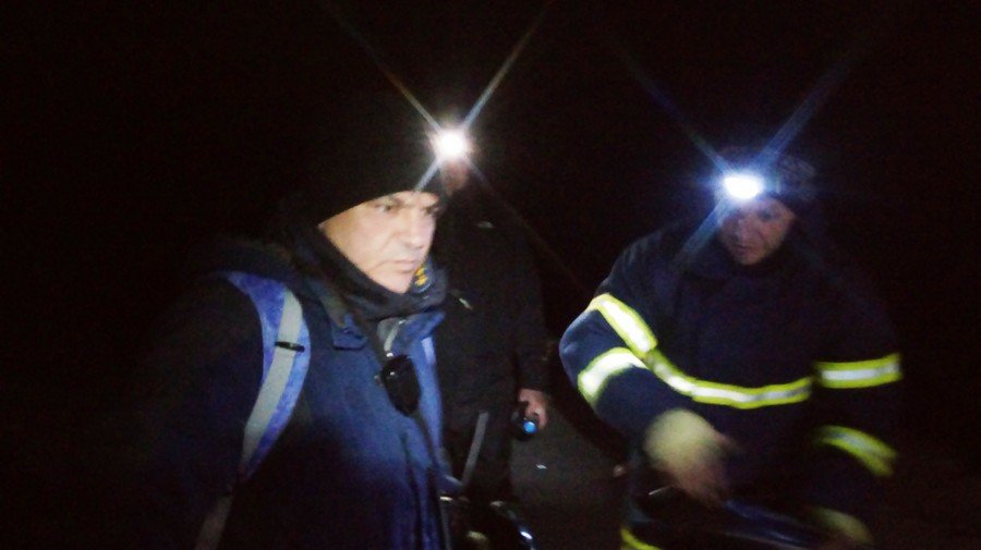 Η στιγμή της διάσωσης πέντε εγκλωβισμένων στα Βαρδούσια [βίντεο] | iefimerida.gr 0