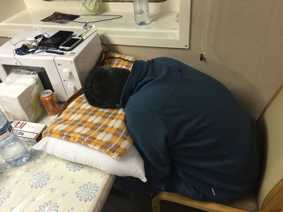 Ανδρέας Οικονόμου: Ο επιβάτης του Norman Atlantic που γύρισε από την κόλαση -Τι έγραψε για την τραγωδία [εικόνες & βίντεο] | iefimerida.gr 4