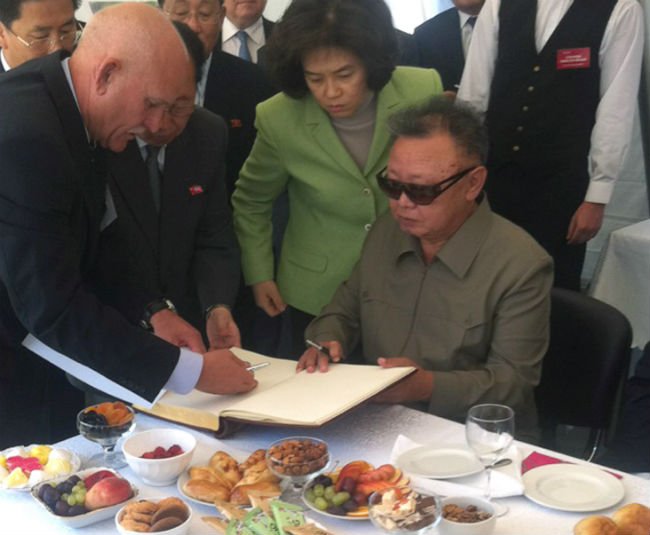 Τι έτρωγαν οι γνωστότεροι δικτάτορες της Ιστορίας [εικόνες] | iefimerida.gr 1