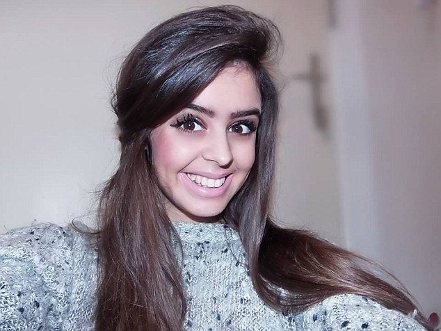 Μαχαίρωσε τη δίδυμη αδελφή της στην καρδιά για έναν άντρα [εικόνες] | iefimerida.gr 4