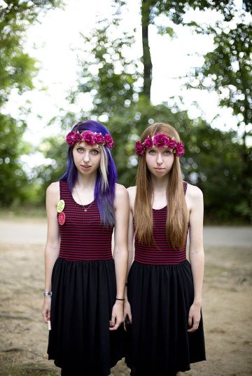 Εκεί όλοι τα βλέπουν διπλά -Το φεστιβάλ για δίδυμους [εικόνες] | iefimerida.gr 1