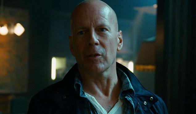 Ο Μπρους Γουίλις είναι και πάλι πολύ σκληρός για να πεθάνει [βίντεο]  | iefimerida.gr 0