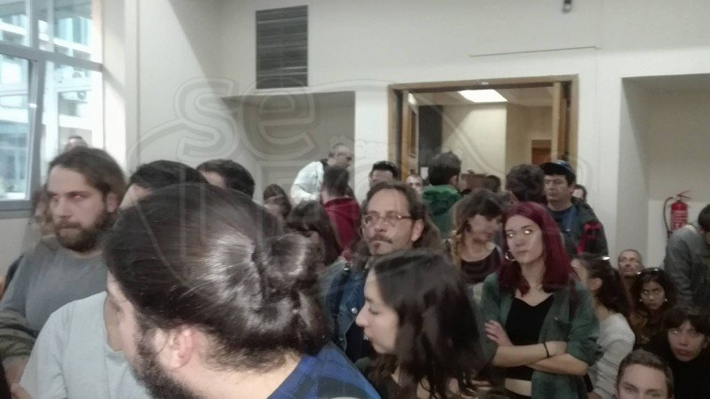 Μπλόκαραν πλειστηριασμούς σε Θεσσαλονίκη και Πάτρα – Ενταση στην Αθήνα [εικόνες] | iefimerida.gr 0