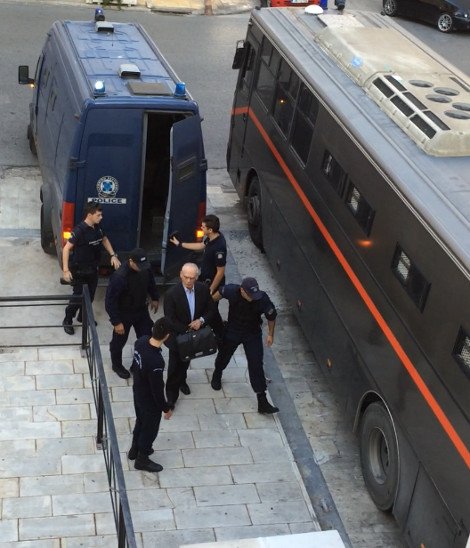 Διακόπηκε για τις 23 Οκτωβρίου η δίκη του Ακη Τσοχατζόπουλου στο Εφετείο [εικόνες] | iefimerida.gr 0