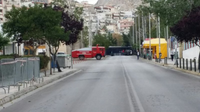 Δίκη Χρυσής Αυγής: Σε κλοιό ξανά ο Κορυδαλλός -Κλειστά σχολεία και κινητοποιήσεις κατοίκων [εικόνες] | iefimerida.gr 0