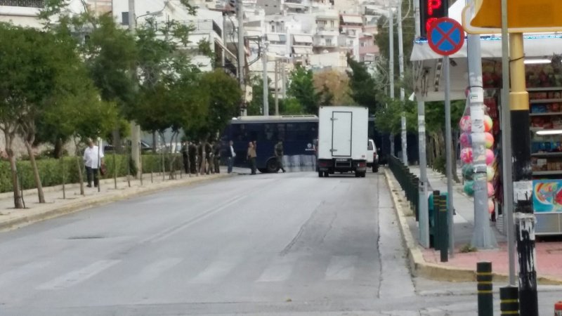 Δίκη Χρυσής Αυγής: Σε κλοιό ξανά ο Κορυδαλλός -Κλειστά σχολεία και κινητοποιήσεις κατοίκων [εικόνες] | iefimerida.gr 4