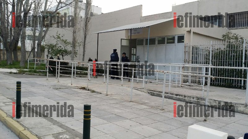 Η δίκη της Χρυσής Αυγής: Απόντες Μιχαλολιάκος και υπαρχηγοί [εικόνες] | iefimerida.gr 15