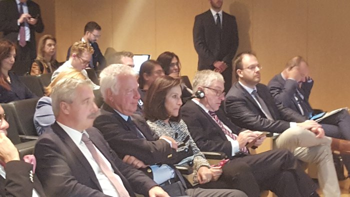 Κεντροαριστερά: Ο Γιάννης Μανιάτης προτείνει 13 περιφερειακά και 2 κεντρικά debates | iefimerida.gr 3