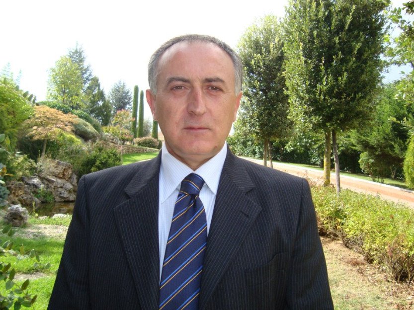 Απεγνωσμένος δήμαρχος πουλά ολόκληρη την πόλη του μέσω Facebook [εικόνα]  | iefimerida.gr 0