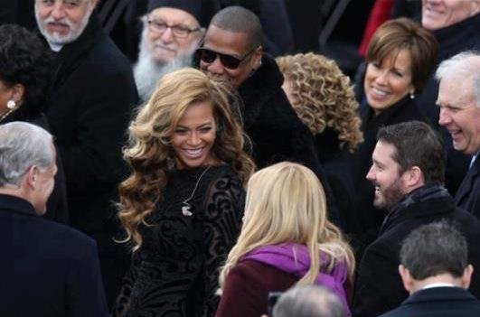 Τι έκανε χθες ο Aρχιεπίσκοπος Δημήτριος μαζί με την Μπιγιονσέ; [εικόνα] | iefimerida.gr 0
