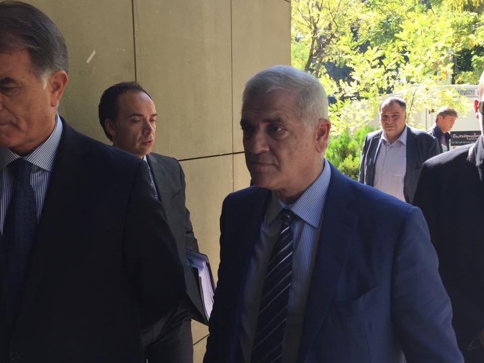 Συζήτηση με ένταση στο ΥΠΑΠΕΝ για το γήπεδο της ΑΕΚ - Αισιοδοξία Σκουρλέτη ότι θα βρεθεί λύση [εικόνες & βίντεο] | iefimerida.gr 0