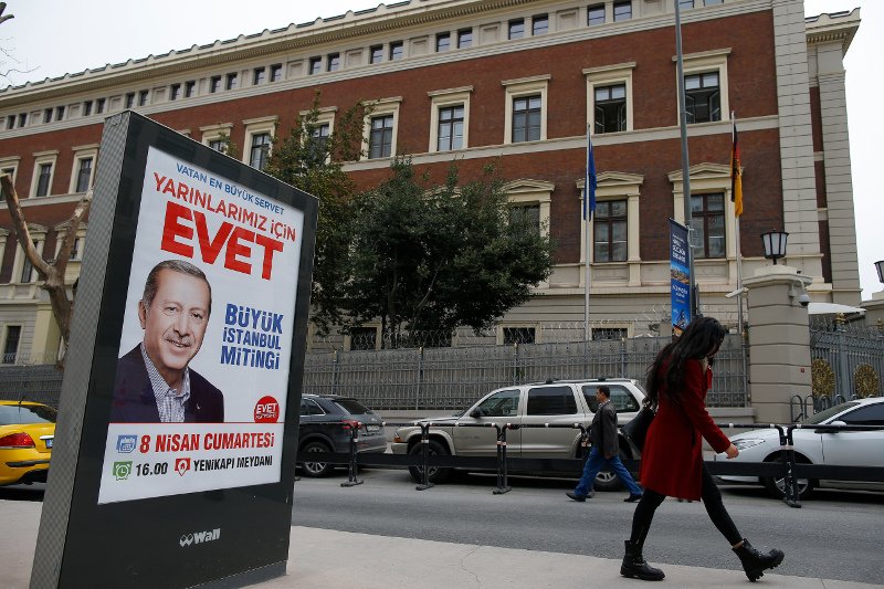 Δημοψήφισμα στην Τουρκία: Οι στρατηγικές που ακολουθούν τα στρατόπεδα του «Ναι» και του «Οχι» | iefimerida.gr 1