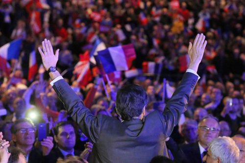 Το 75% των Γάλλων θέλει να εγκαταλείψει ο Φιγιόν την προεκλογική κούρσα  | iefimerida.gr 0