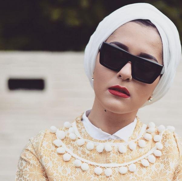 Πώς μια μουσουλμάνα με μαντήλα έγινε σταρ του BBC [εικόνες] | iefimerida.gr 4