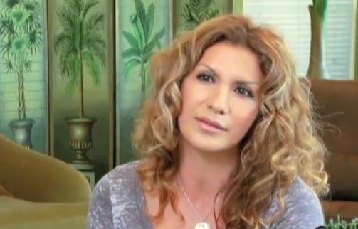 Αντί να της μεγαλώσουν το στήθος της το ένωσαν! [εικόνες] | iefimerida.gr 2