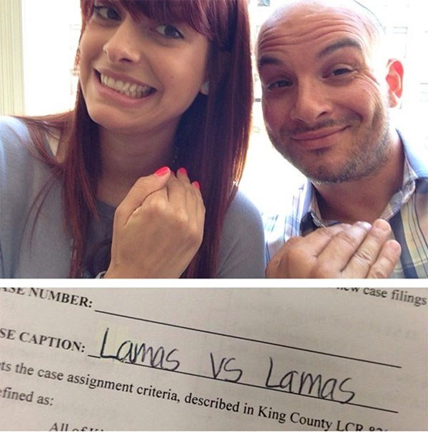 Νέα, περίεργη μόδα- Χωρίζουν και βγάζουν σέλφι με τα χαρτιά του διαζυγίου, πανευτυχείς [εικόνες] | iefimerida.gr 0