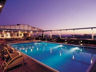 Πισίνες με θέα την... Ακρόπολη - Οι πέντε πιο κοντινές «οάσεις» στο κέντρο της Αθήνας [εικόνες] | iefimerida.gr 0