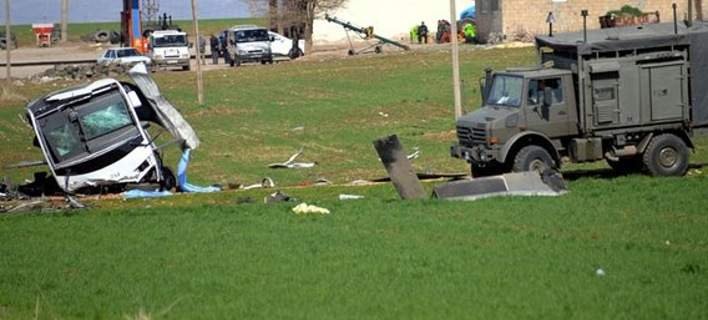 Τουρκία: 3 στρατιώτες νεκροί και 24 τραυματίες από έκρηξη με παγιδευμένο αυτοκίνητο | iefimerida.gr 0