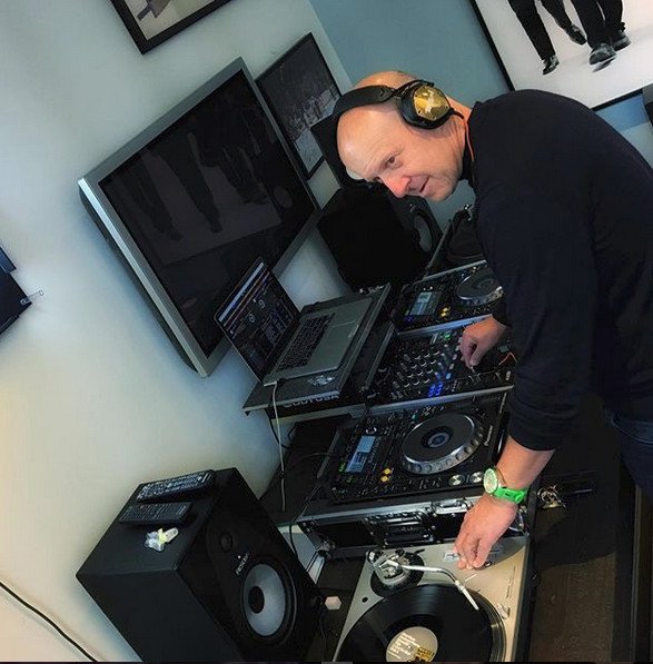 Ο νέος επικεφαλής της Goldman Sachs είναι ένας επιτυχημένος dj! [εικόνες & βίντεο] | iefimerida.gr 2