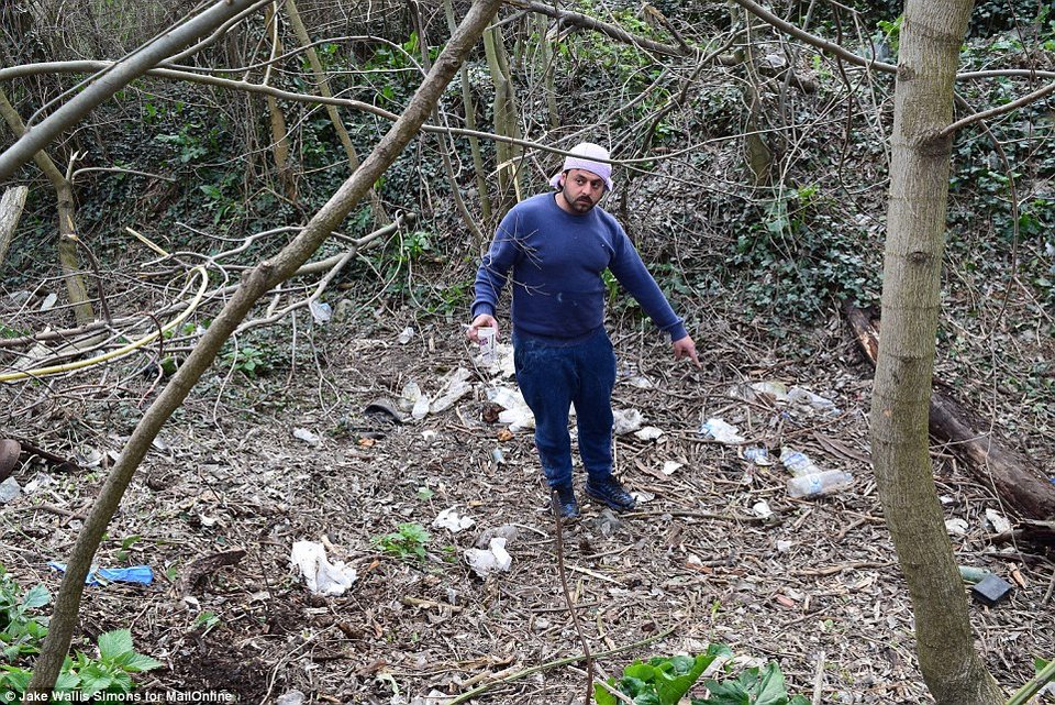 Σοκάρουν οι μαρτυρίες των Σύρων που έσωσαν την 7χρονη από τον παιδεραστή στην Ειδομένη [εικόνες] | iefimerida.gr 1
