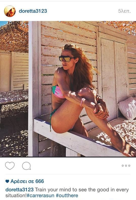 Η Ντορέττα Παπαδημητρίου με σέξι μπικίνι στη θάλασσα [εικόνα] | iefimerida.gr 0