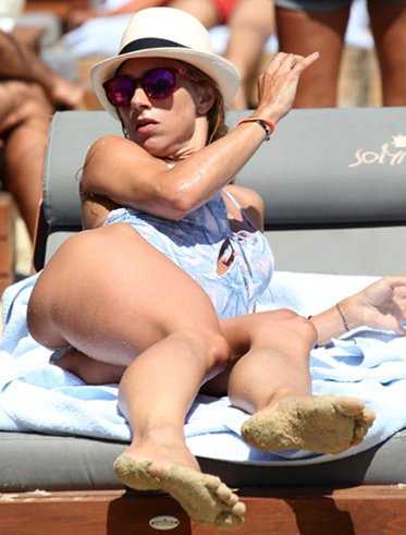 Οταν ο φακός λάτρεψε το κορμί της Ντορέττας Παπαδημητρίου [εικόνες]  | iefimerida.gr 0