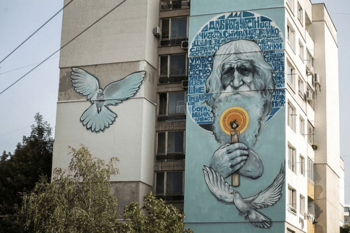 Σύγχρονος Αγιος: Ηλικιωμένος ζητιάνος από τη Βουλγαρία, αφιέρωσε τη ζωή του στα ορφανά [εικόνες] | iefimerida.gr 5