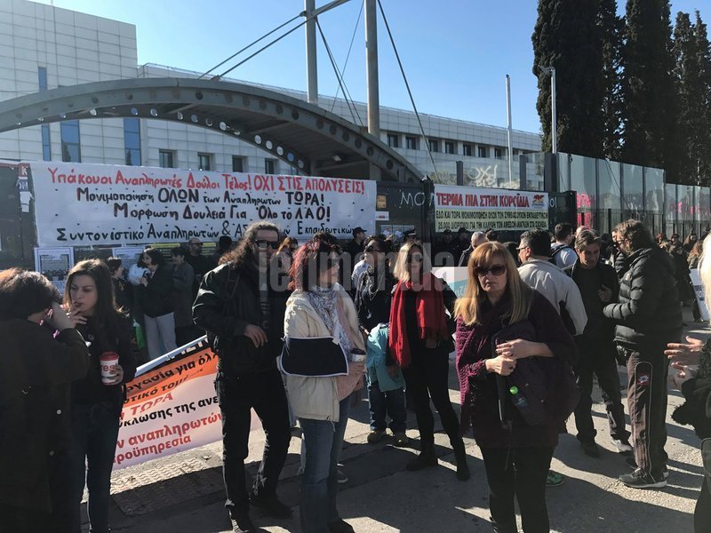 Η ΑΔΕΔΥ στηρίζει την κινητοποίηση της ΔΟΕ